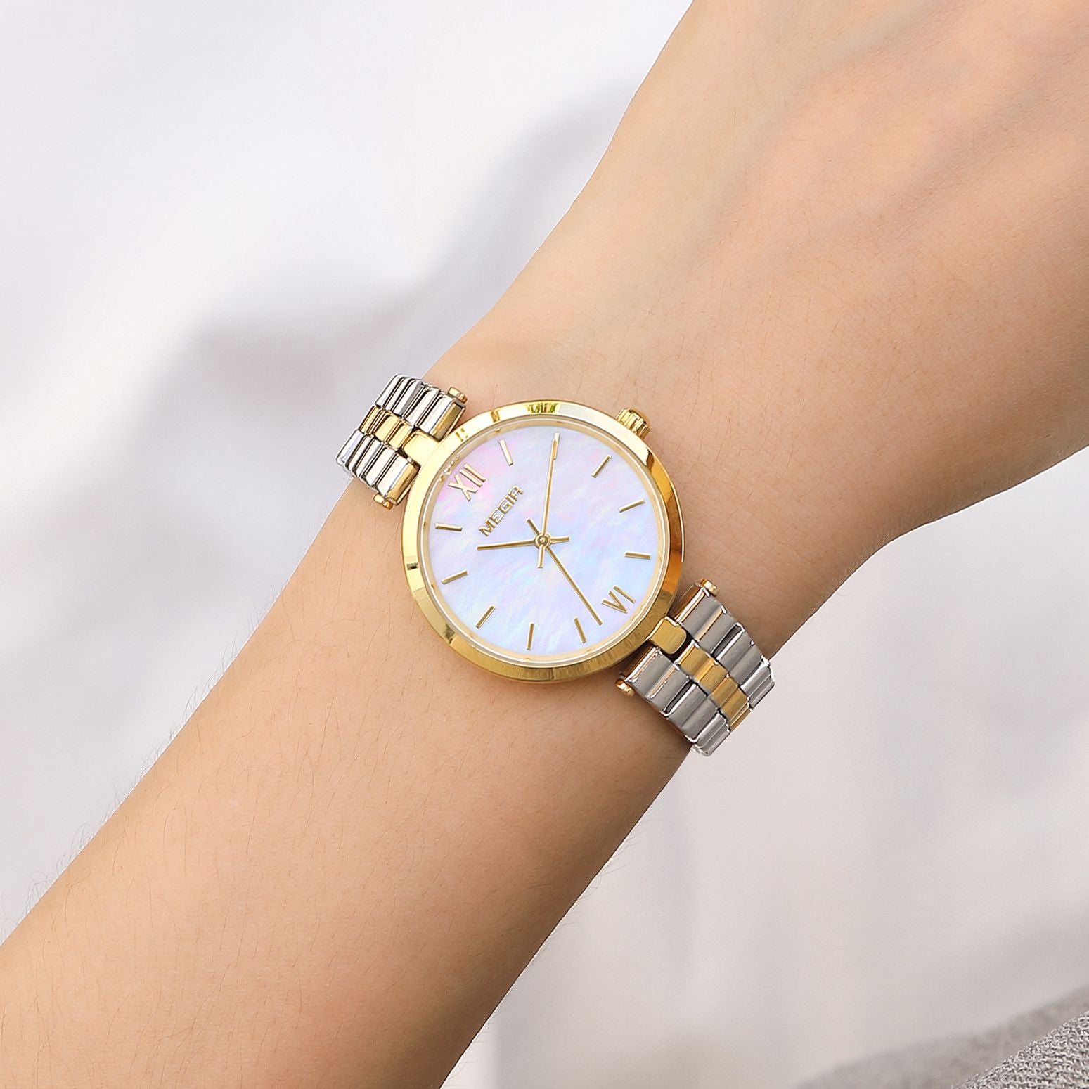 MEGIR Ladies Bracelet Watches Fashion Luxury Women's Casual Wrist Watch Steel Quartz Watch Dress Female Clock Reloj Mujer 85112-2